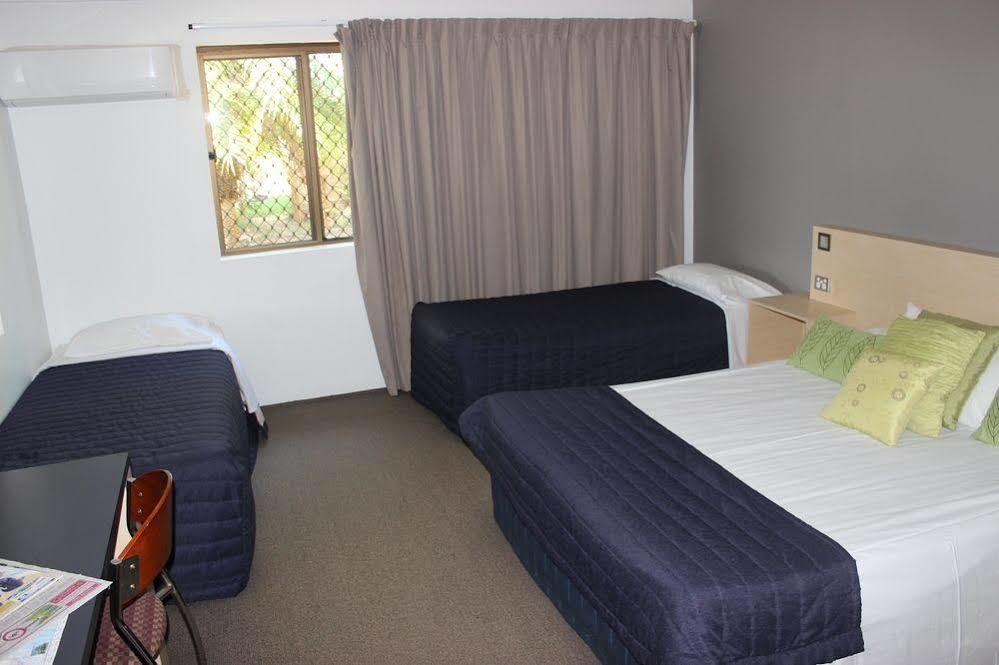 Bribie Island Hotel Bellara Buitenkant foto